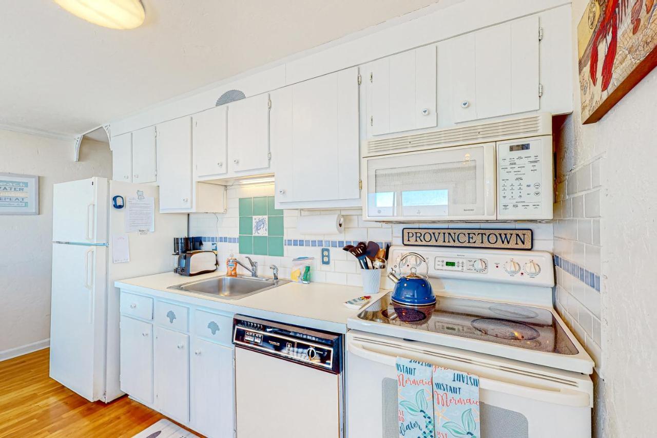 Bay Colony Vista Apartment Provincetown Exterior photo