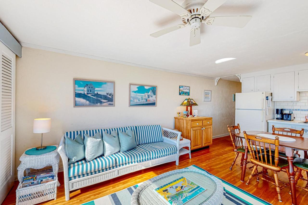 Bay Colony Vista Apartment Provincetown Exterior photo